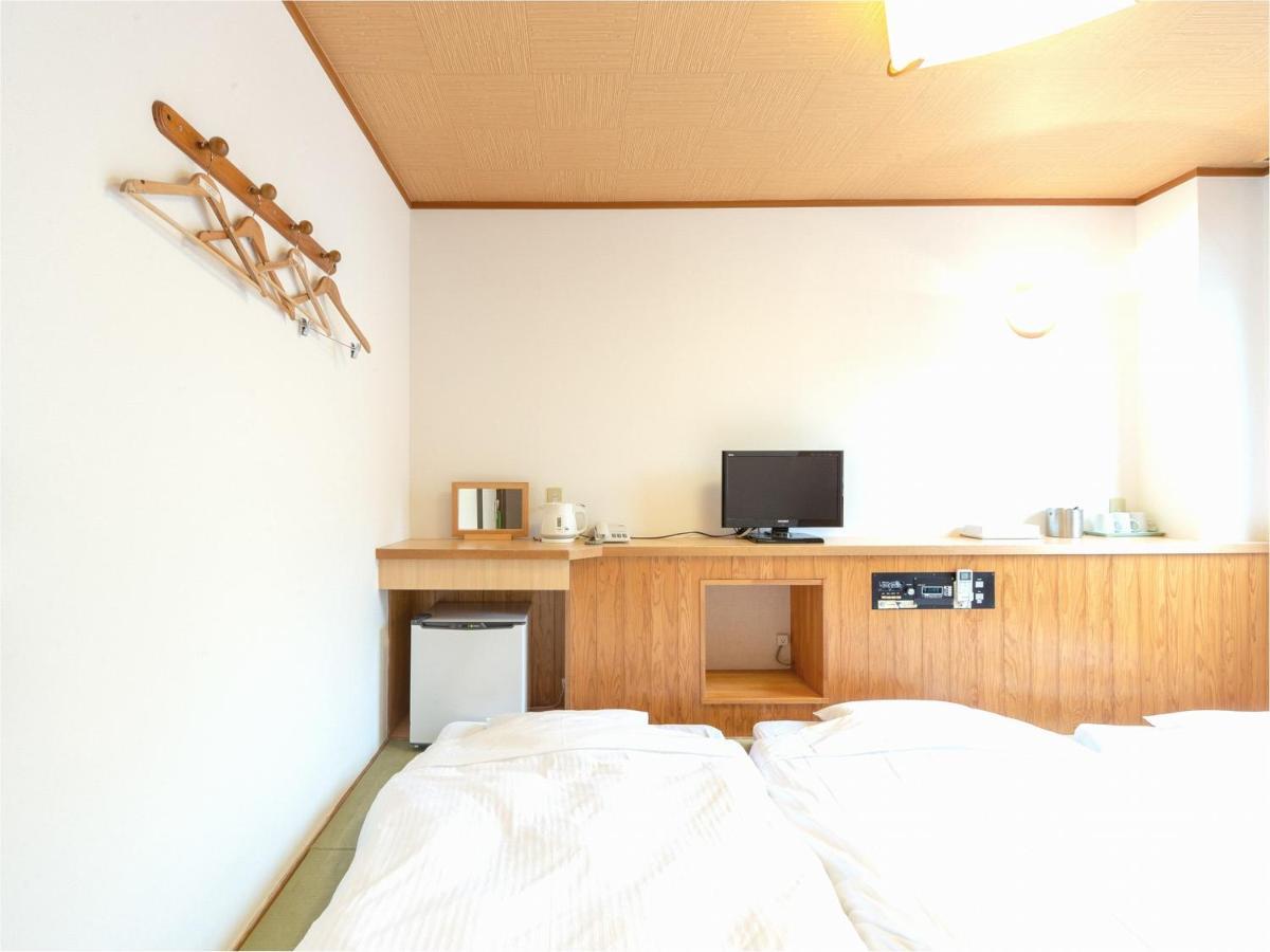 Business Hotel Yanagi Kitakyushu Kokura Ngoại thất bức ảnh