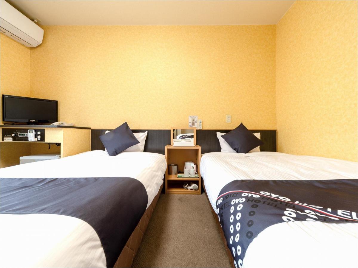 Business Hotel Yanagi Kitakyushu Kokura Ngoại thất bức ảnh