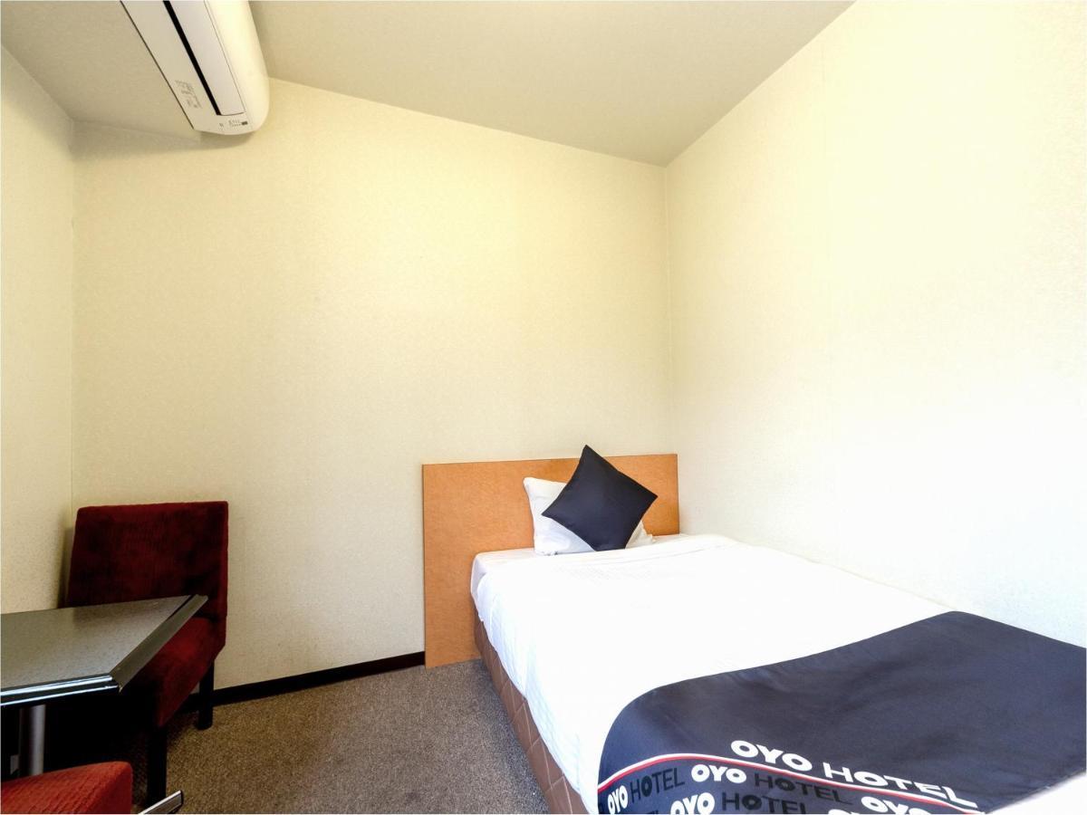 Business Hotel Yanagi Kitakyushu Kokura Ngoại thất bức ảnh